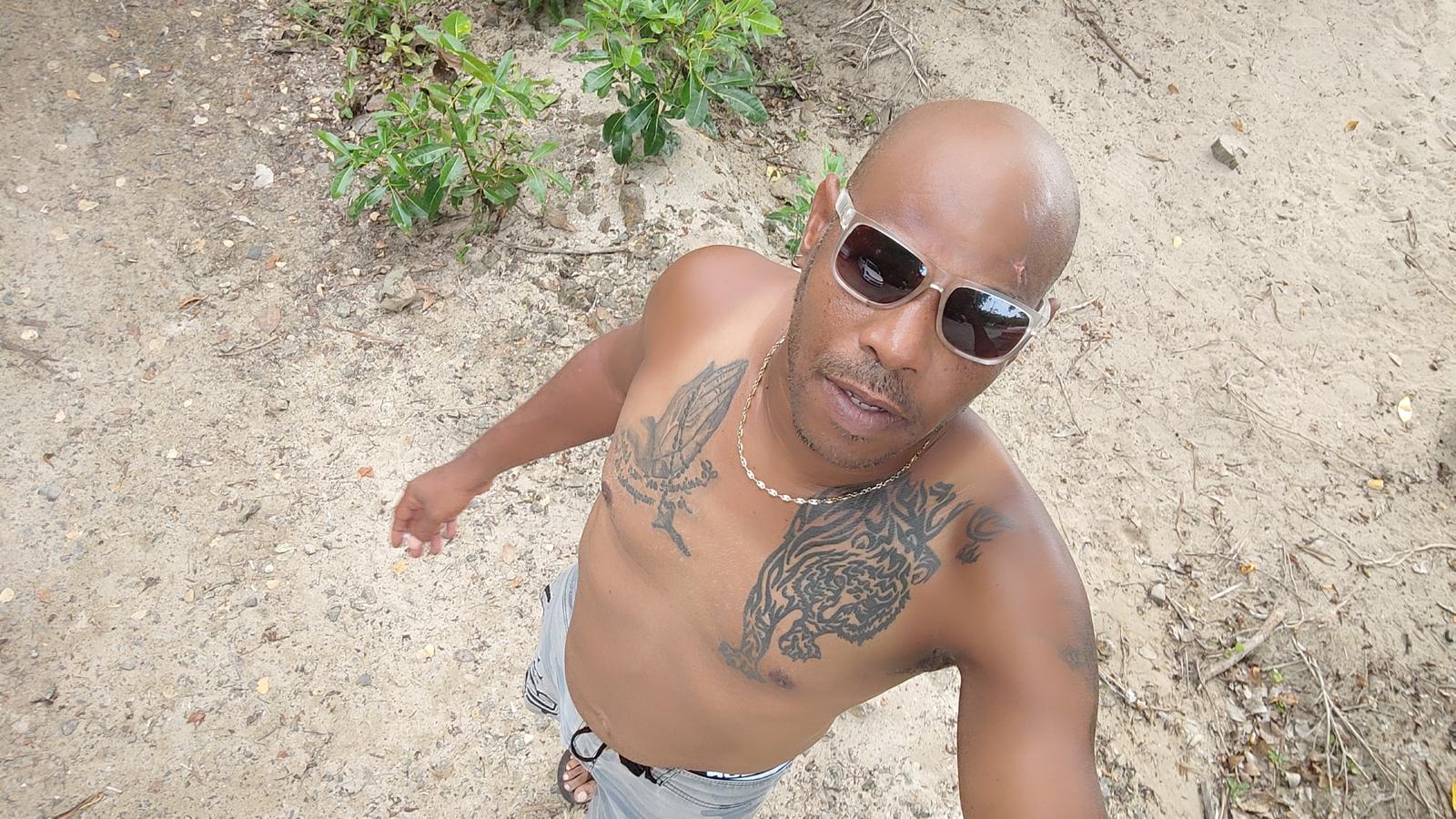 Profil de Victor-manuel, 50 ans, Libertine à Trochu