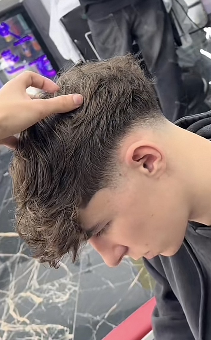 Profil de Fahim, 20 ans, Libertine à Hughenden