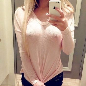 Profil de Emmanuele, 28 ans, Libertine à Saint-Janvier-de-Joly