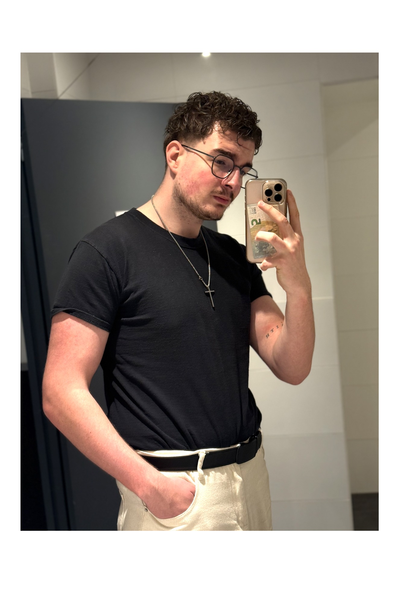 Profil de Eymen, 21 ans, Libertine à Brock