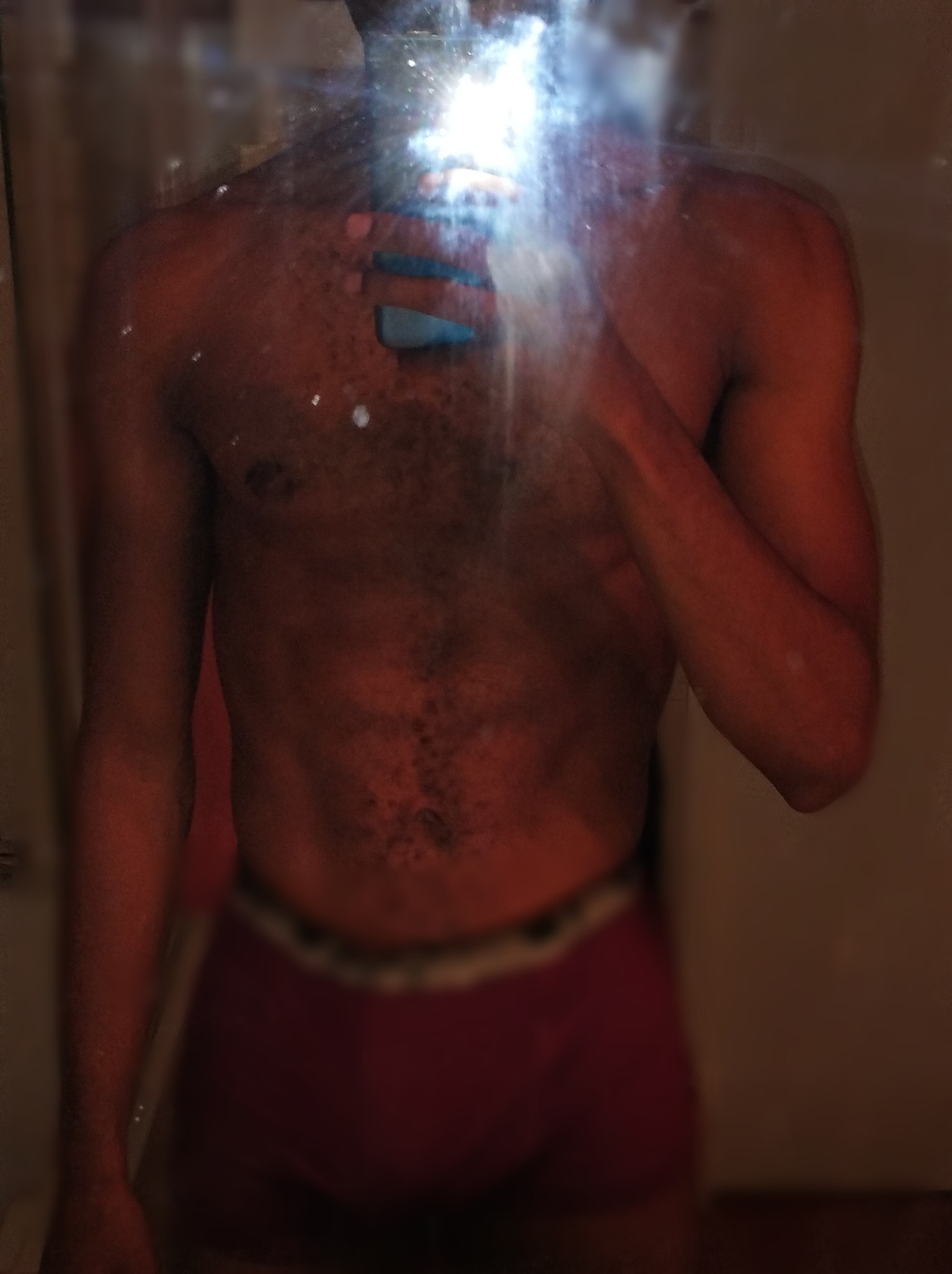 Profil de Jian, 20 ans, Libertine à Redvers