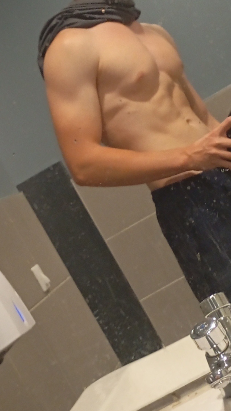 Profil de Gwennole, 18 ans, Libertine à Saint-Gilbert