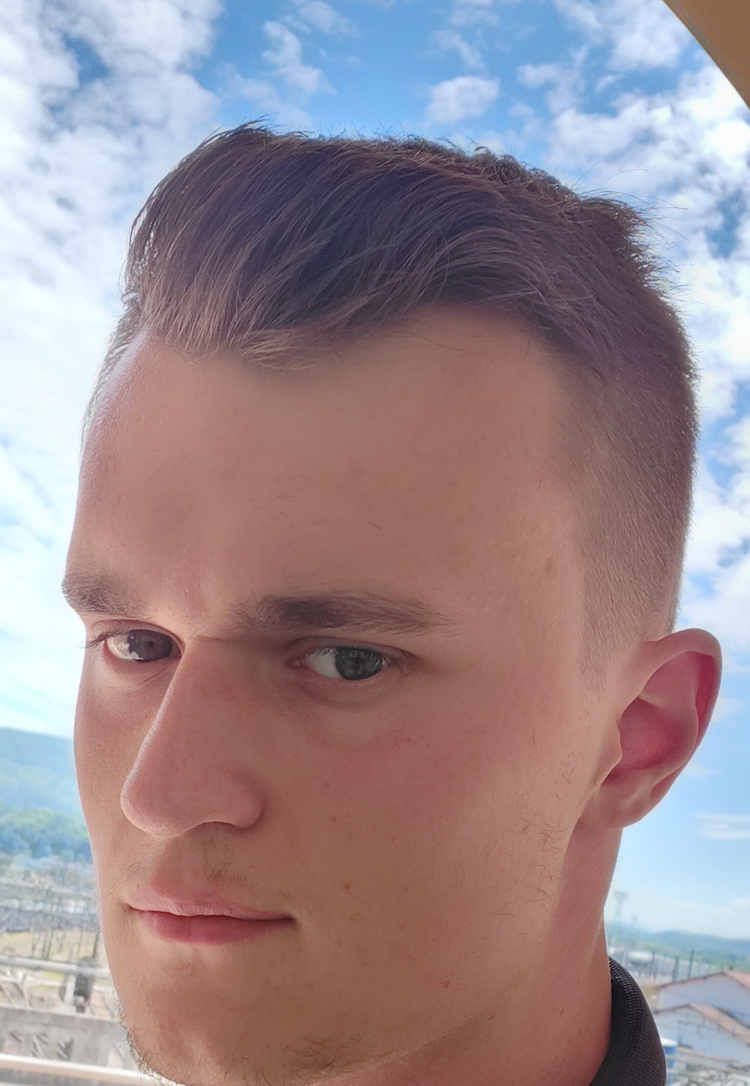 Profil de Nolhann, 27 ans, Libertine à Cache Bay