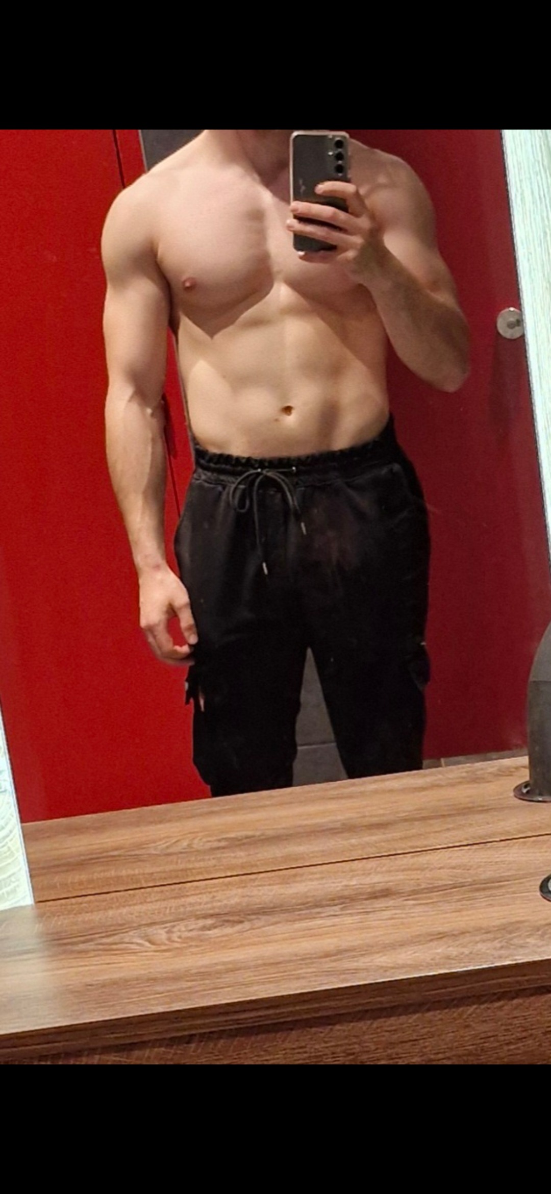 Profil de Zola, 26 ans, Libertine à Holdfast