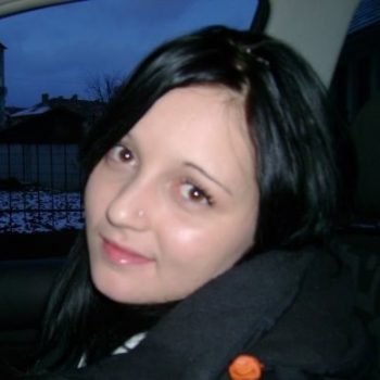 Profil de Perine, 25 ans, Libertine à Two Borders