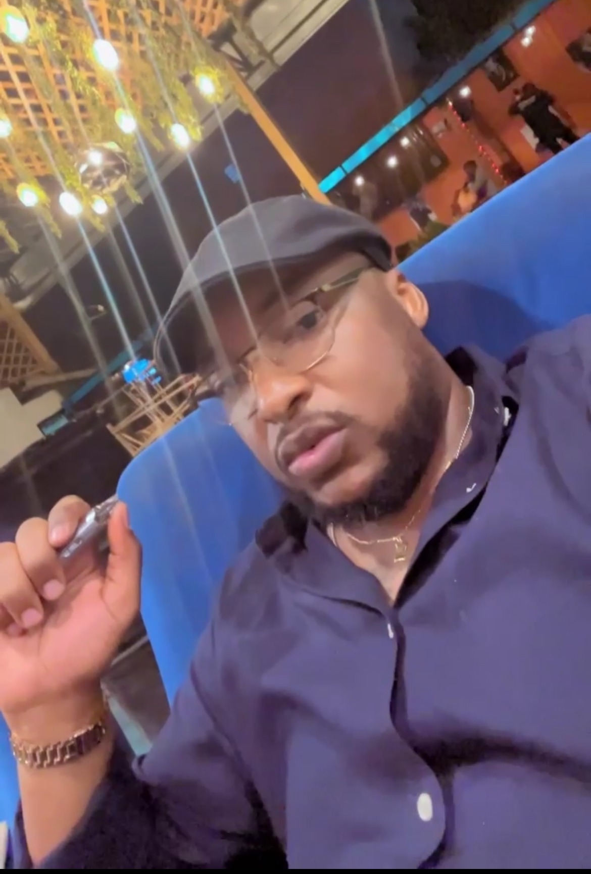 Profil de Refik, 39 ans, Libertine à Les Éboulements