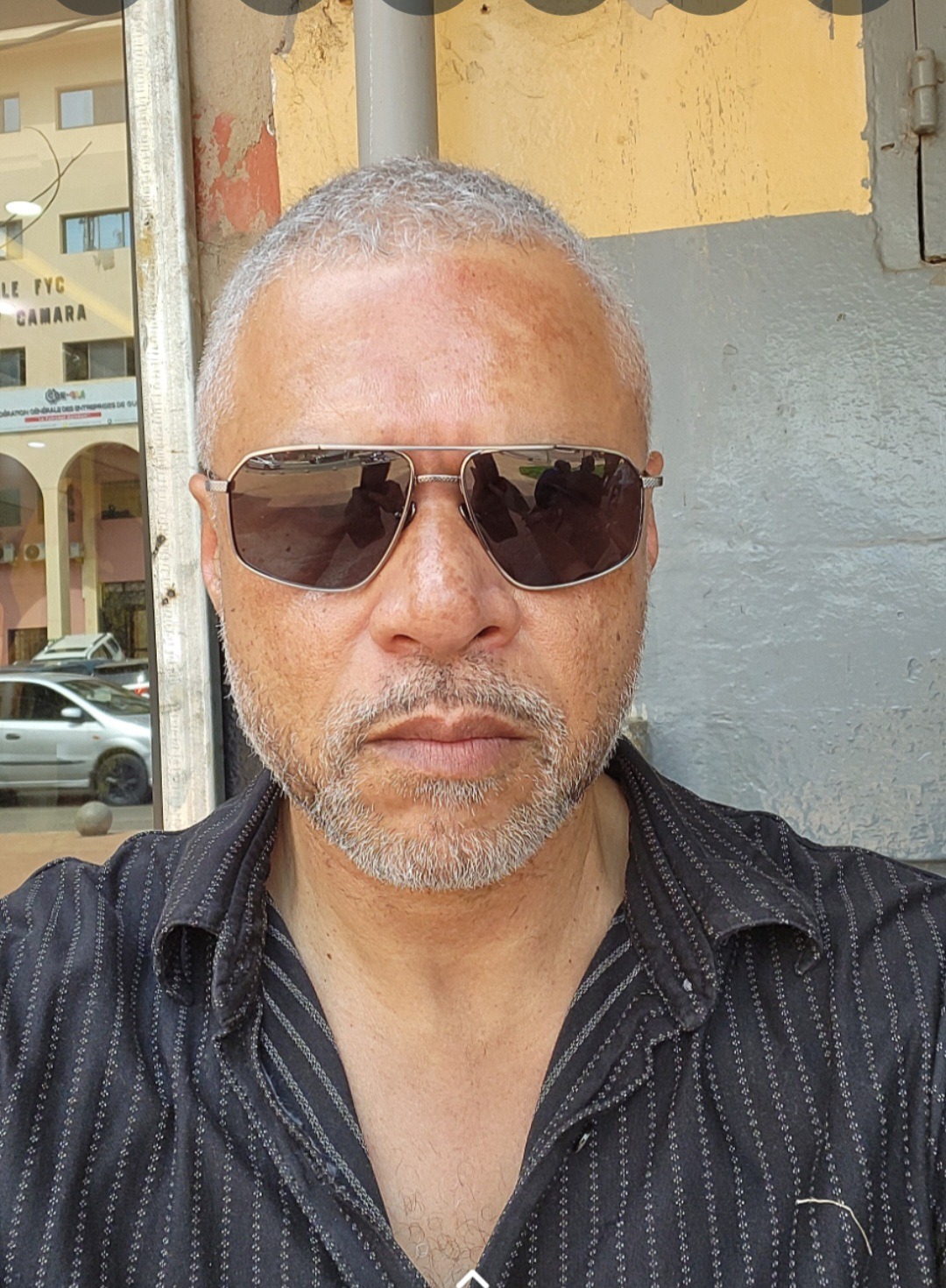 Profil de Laurenzo, 51 ans, Libertine à Vallée-Jonction