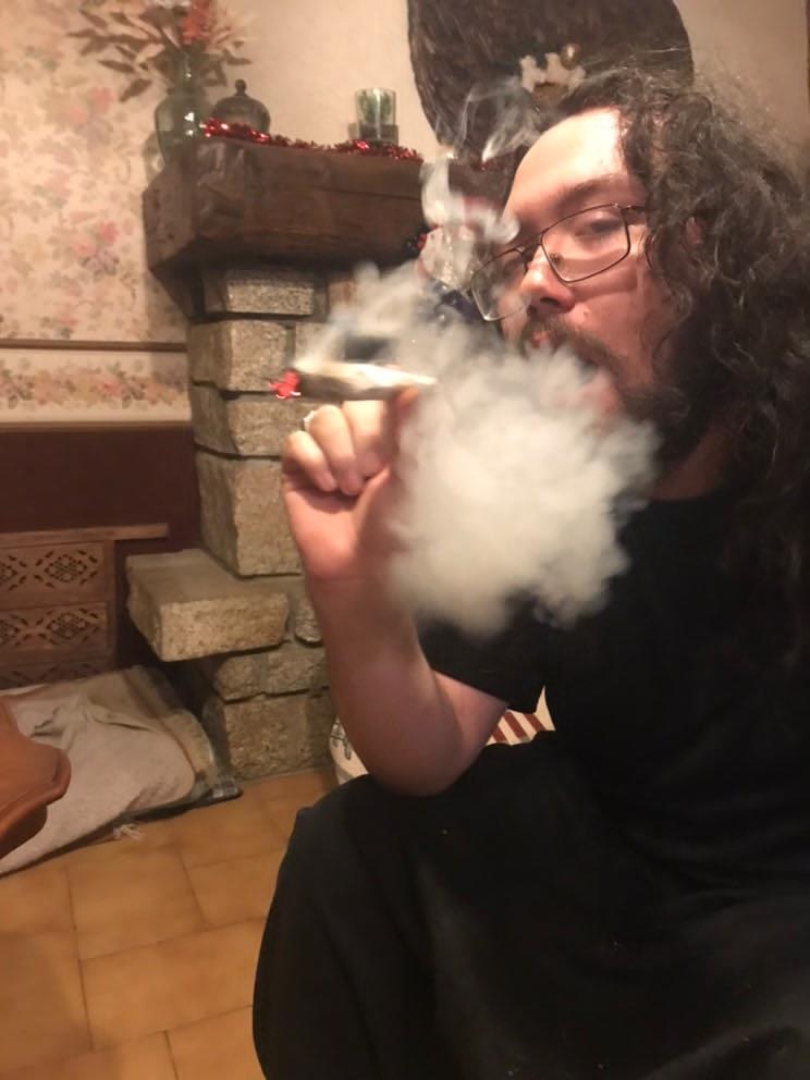 Profil de Jean-daniel, 20 ans, Libertine à Vulcan