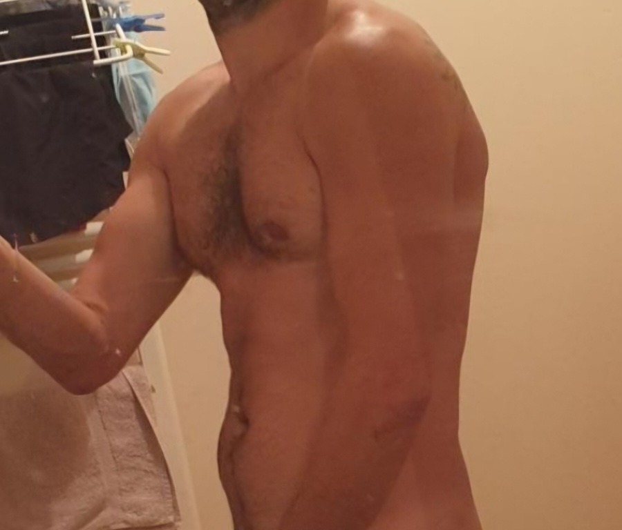 Profil de Achour, 47 ans, Libertine à Consul