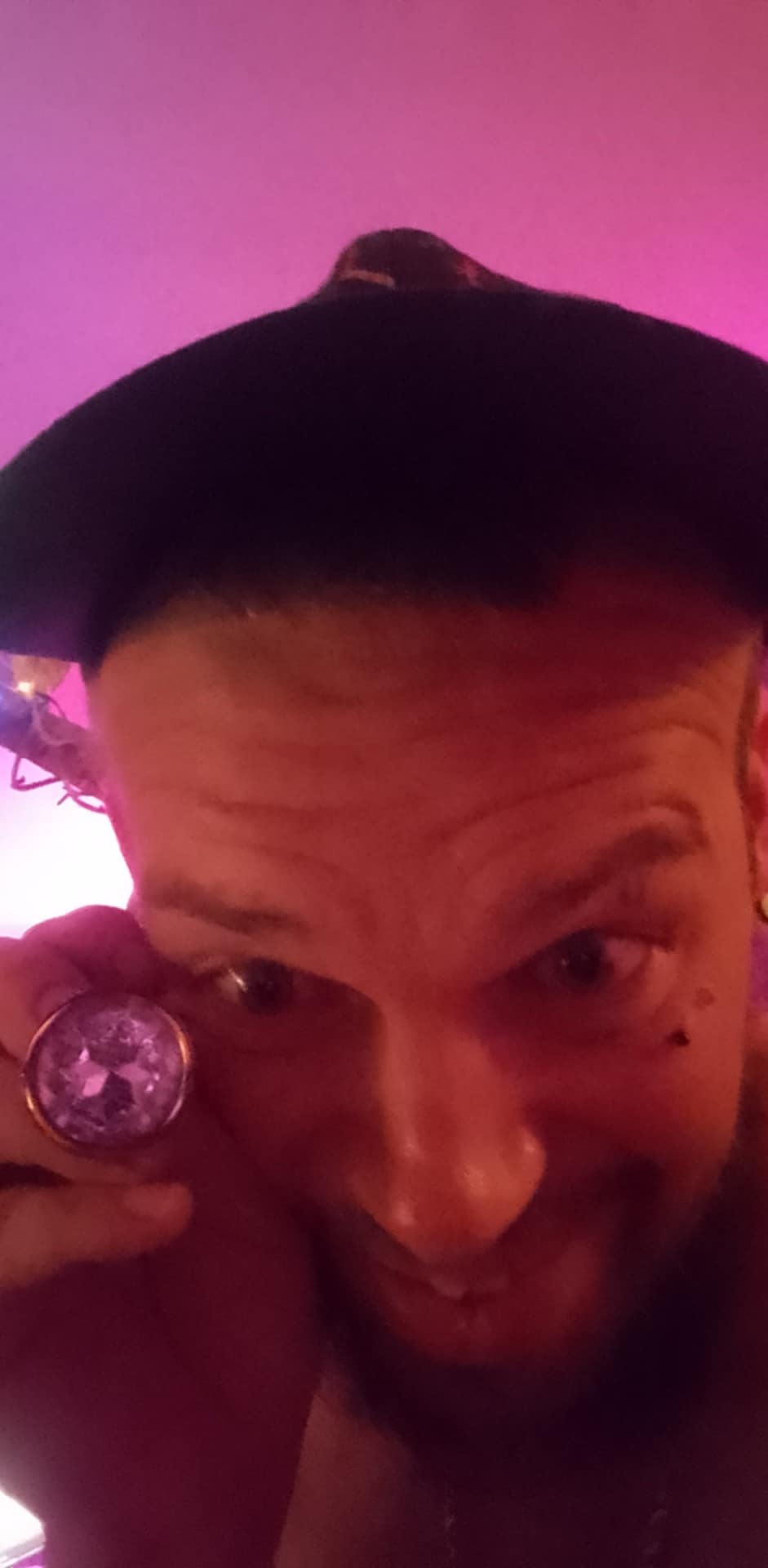 Profil de Kewen, 42 ans, Libertine à Namur