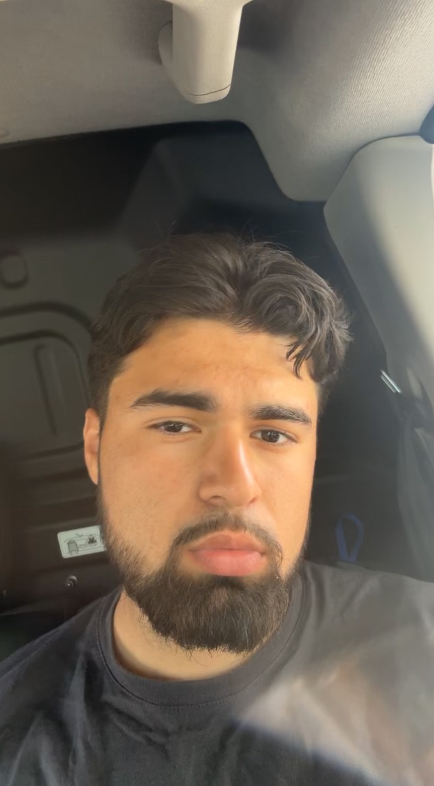 Profil de Yasin, 19 ans, Libertine à Delia