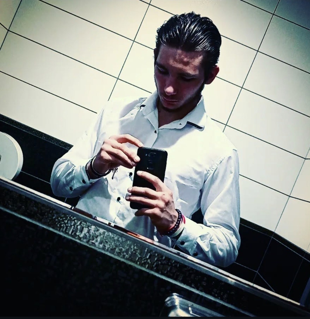 Profil de Ammar, 20 ans, Libertine à Bentley