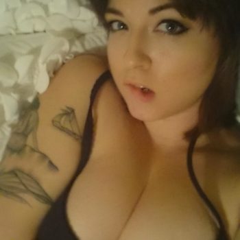 Profil de Jannine, 32 ans, Libertine à Louiseville
