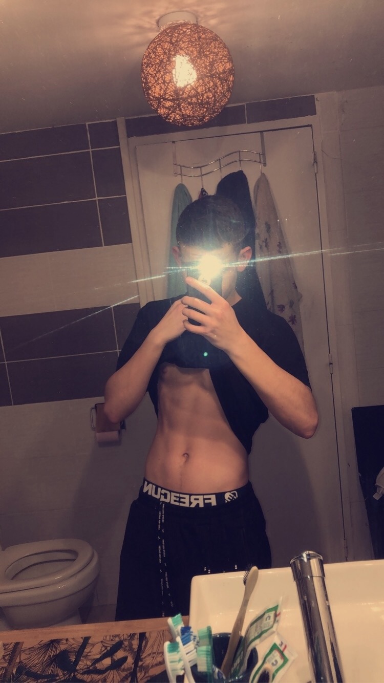 Profil de Lazare, 20 ans, Libertine à Ebenezer