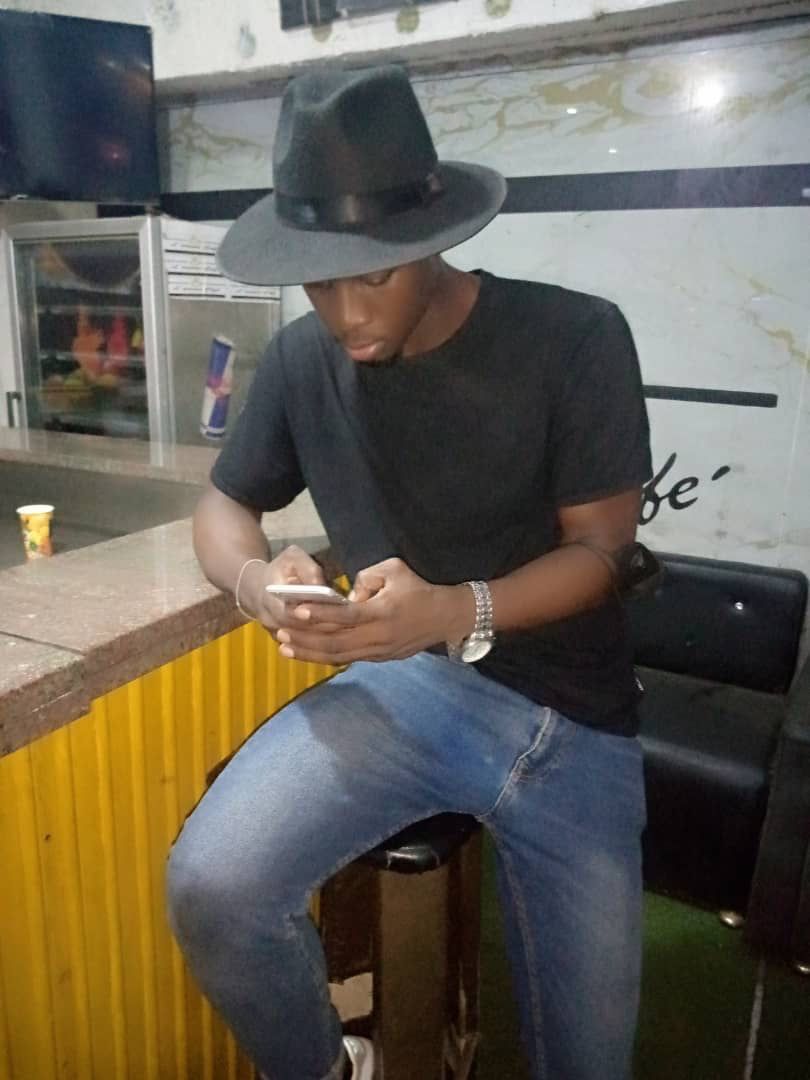 Profil de Chad, 24 ans, Libertine à Ayer's Cliff