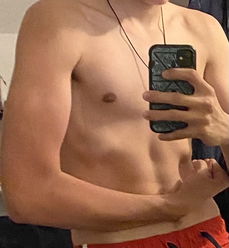 Profil de Mahiedine, 21 ans, Libertine à Cornwall