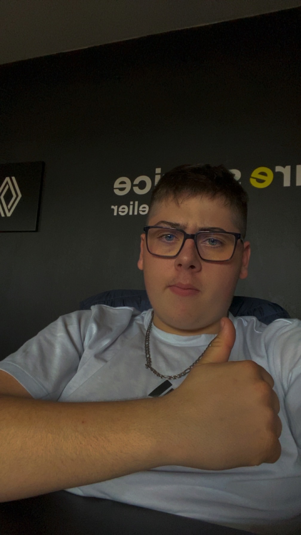 Profil de Enis, 26 ans, Libertine à Camrose