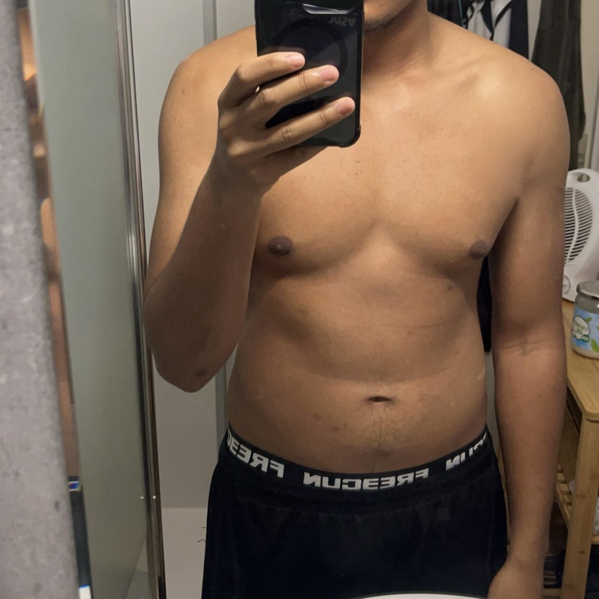 Profil de Sabin, 24 ans, Libertine à Leross