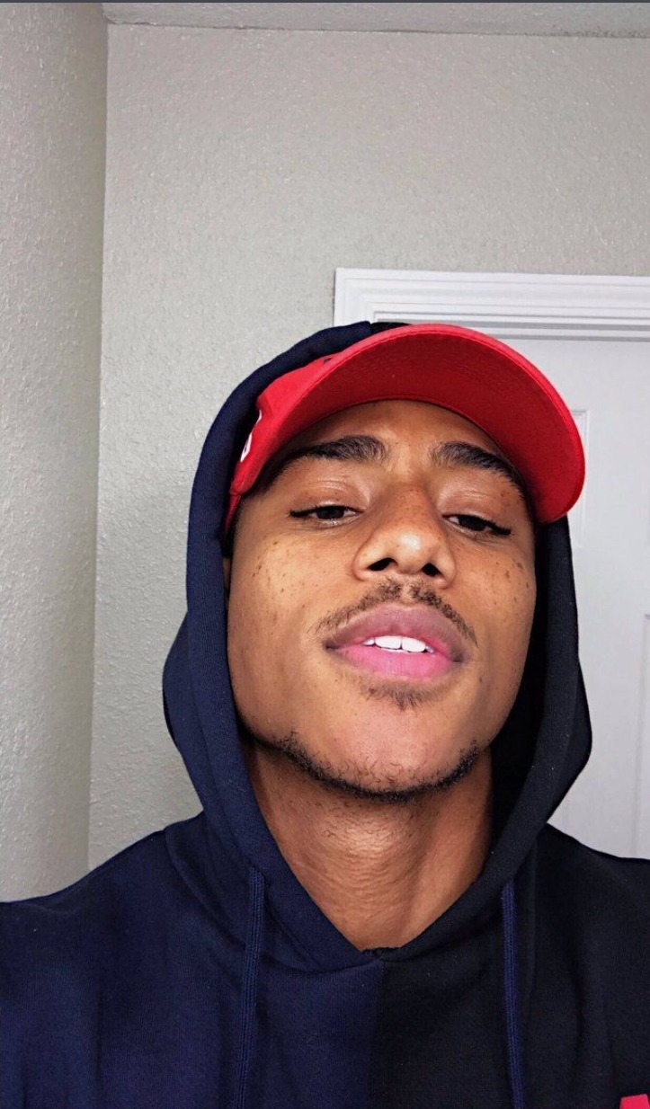 Profil de Abou-bakar, 23 ans, Libertine à Millet